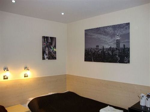 Hotel Tony's House London