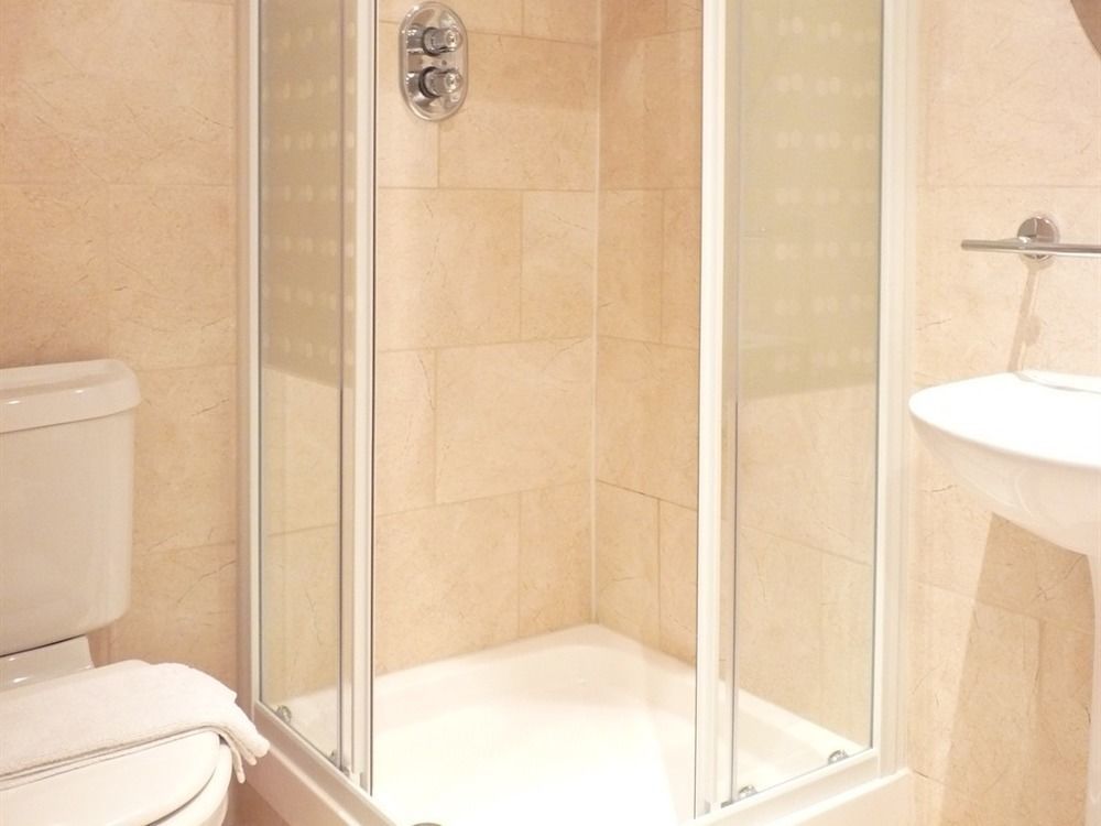 Earls Court Aparthotel 2*