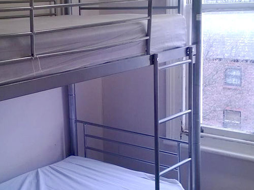 Queen Elizabeth Hostel * London