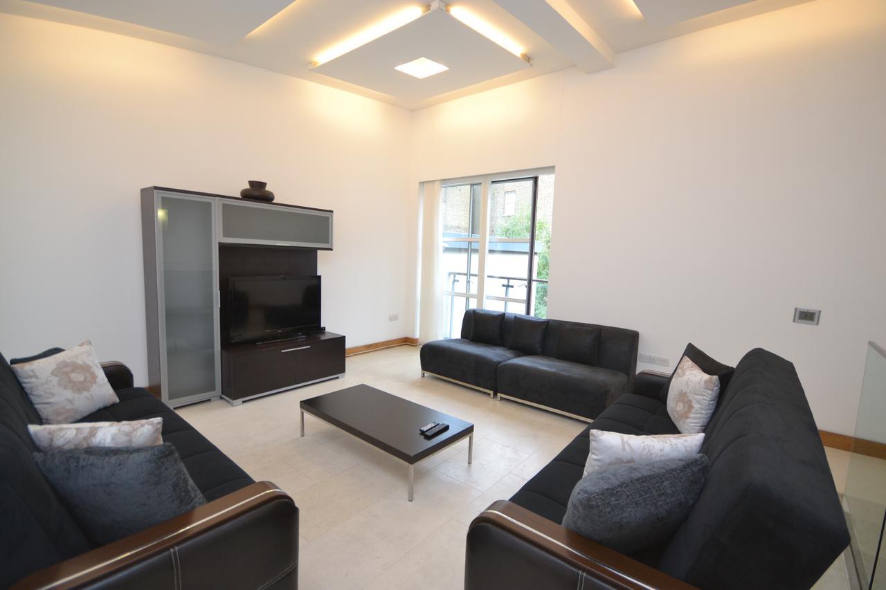 Apartment Bell Street *