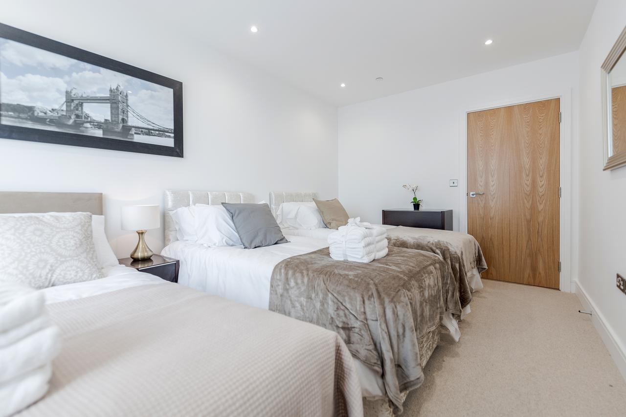 Luxury Stratford Apartment London
