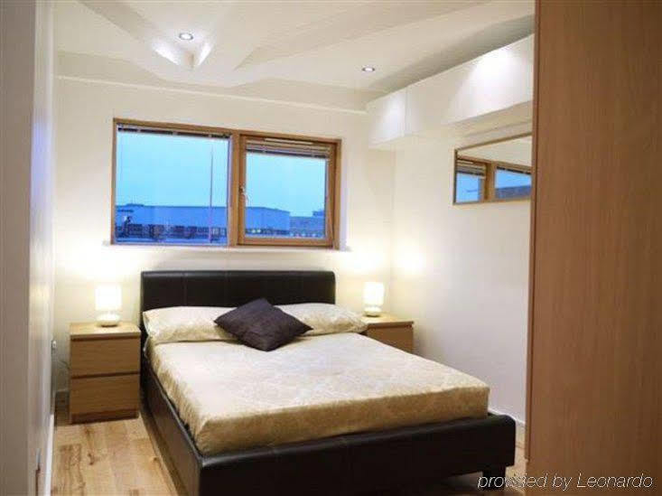 Beautiful 4-bedroom Flat In Bridge/borough! Apartment *