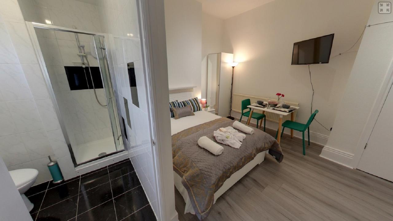 Queen Park Apartment *