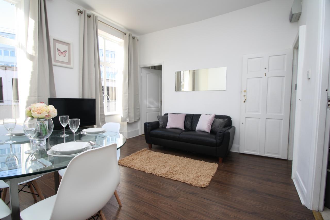 Regents Park Central Apartment *