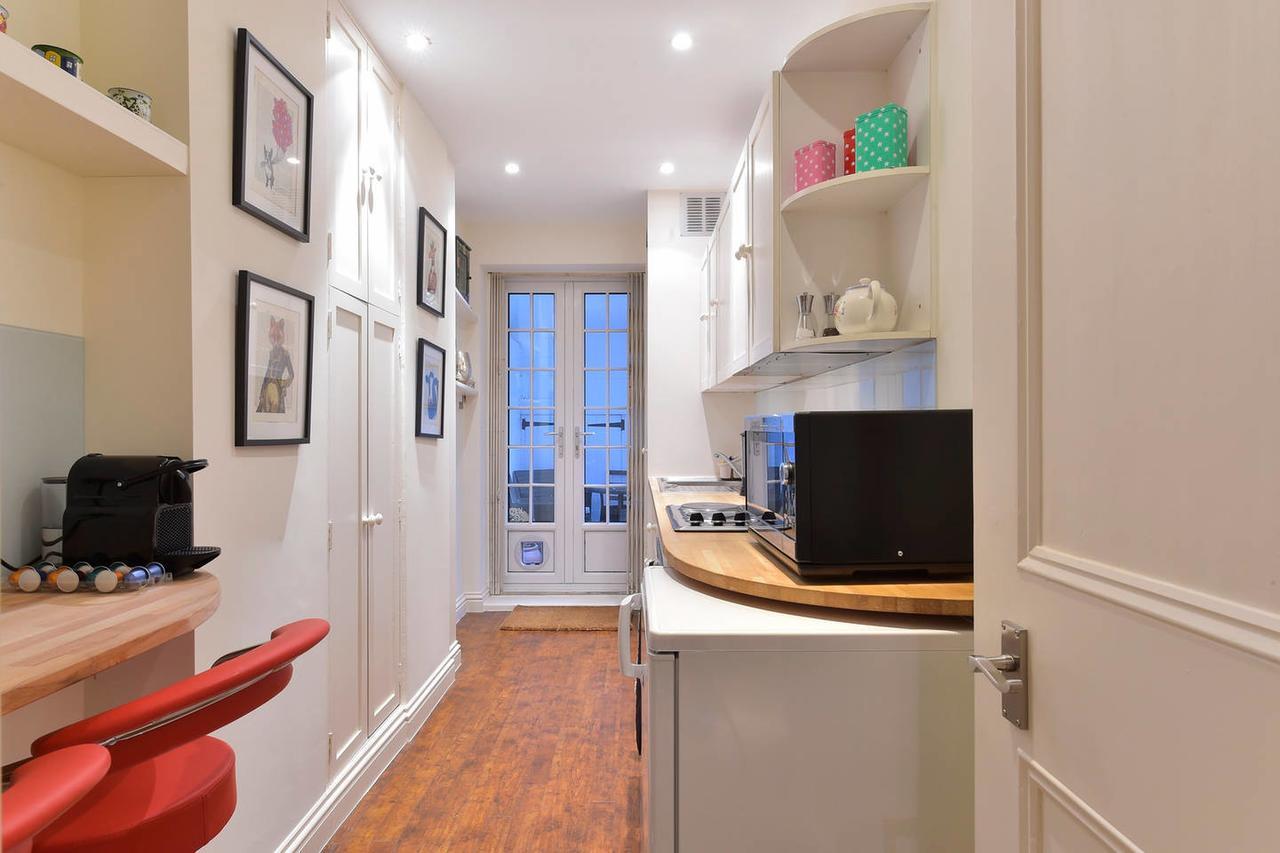 Peaceful 1 Bed Flat Off Sloane Square With Patio Apartment London