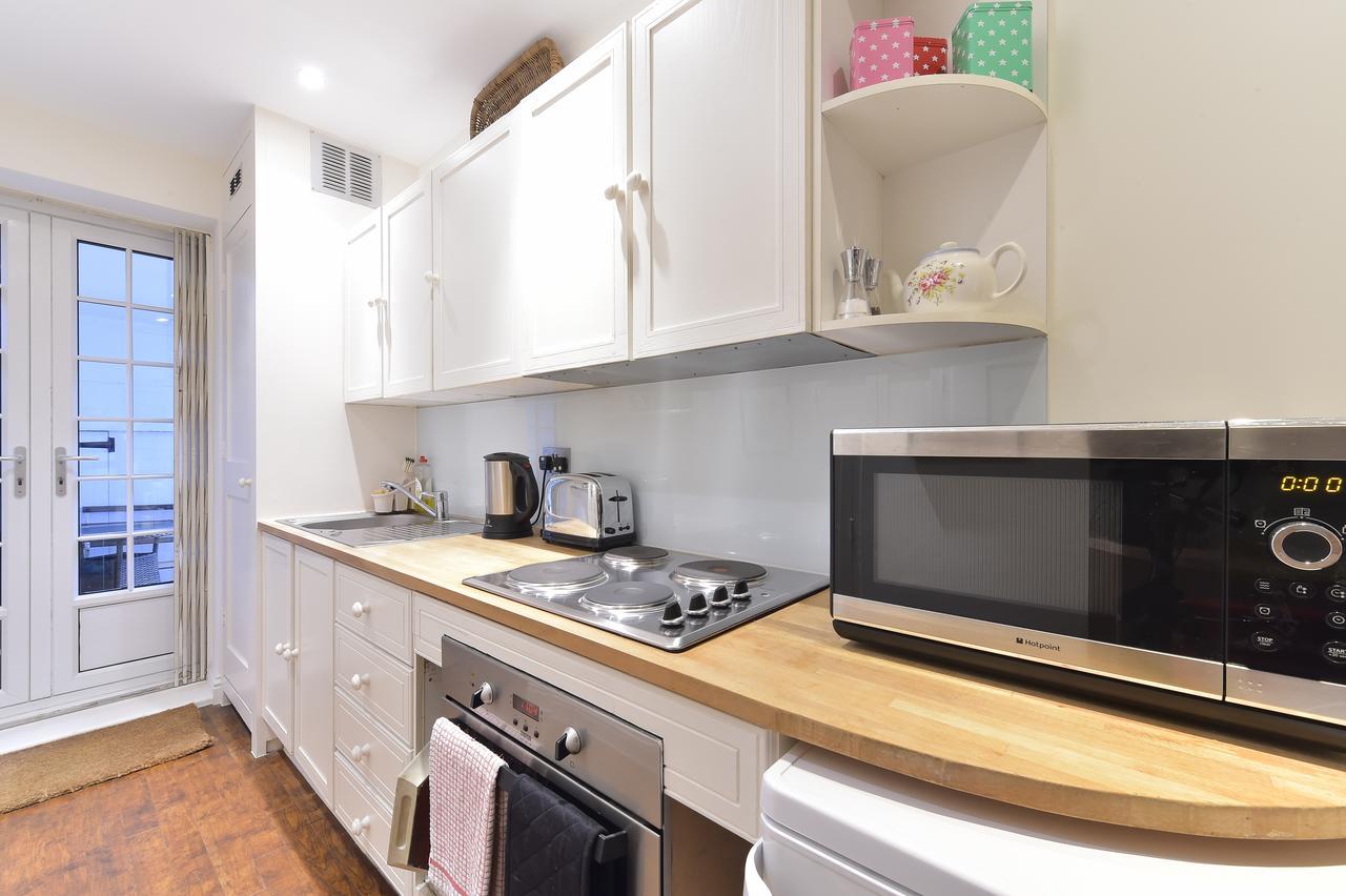 Peaceful 1 Bed Flat Off Sloane Square With Patio Apartment *