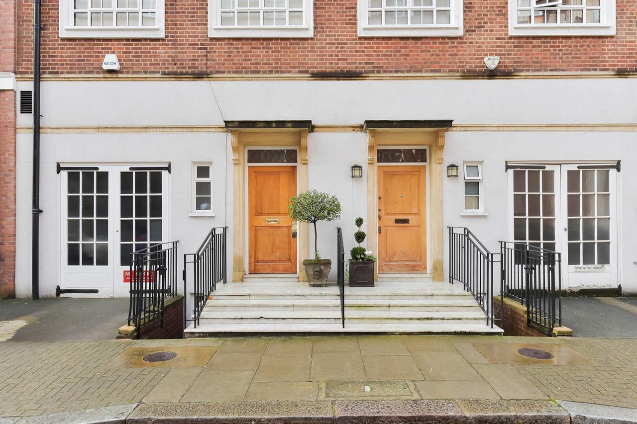 Peaceful 1 Bed Flat Off Sloane Square With Patio Apartment *