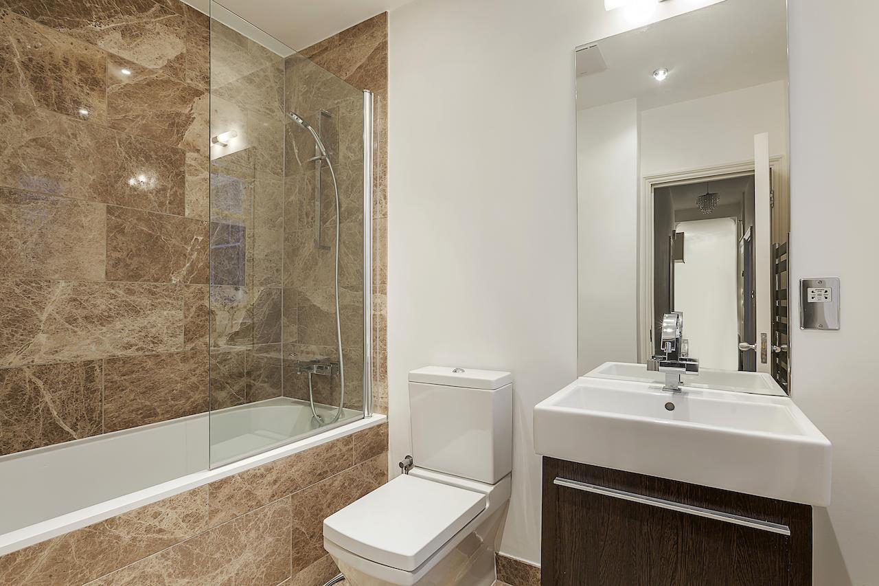 Knightsbridge Apartment