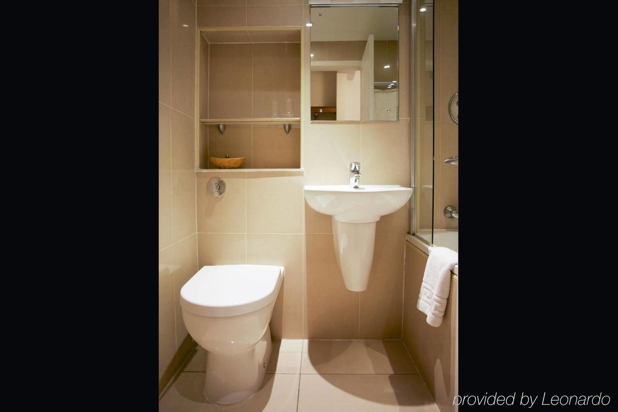 Quality Hampstead Hotel