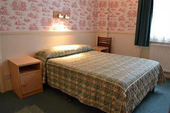 Garden Court Hotel London