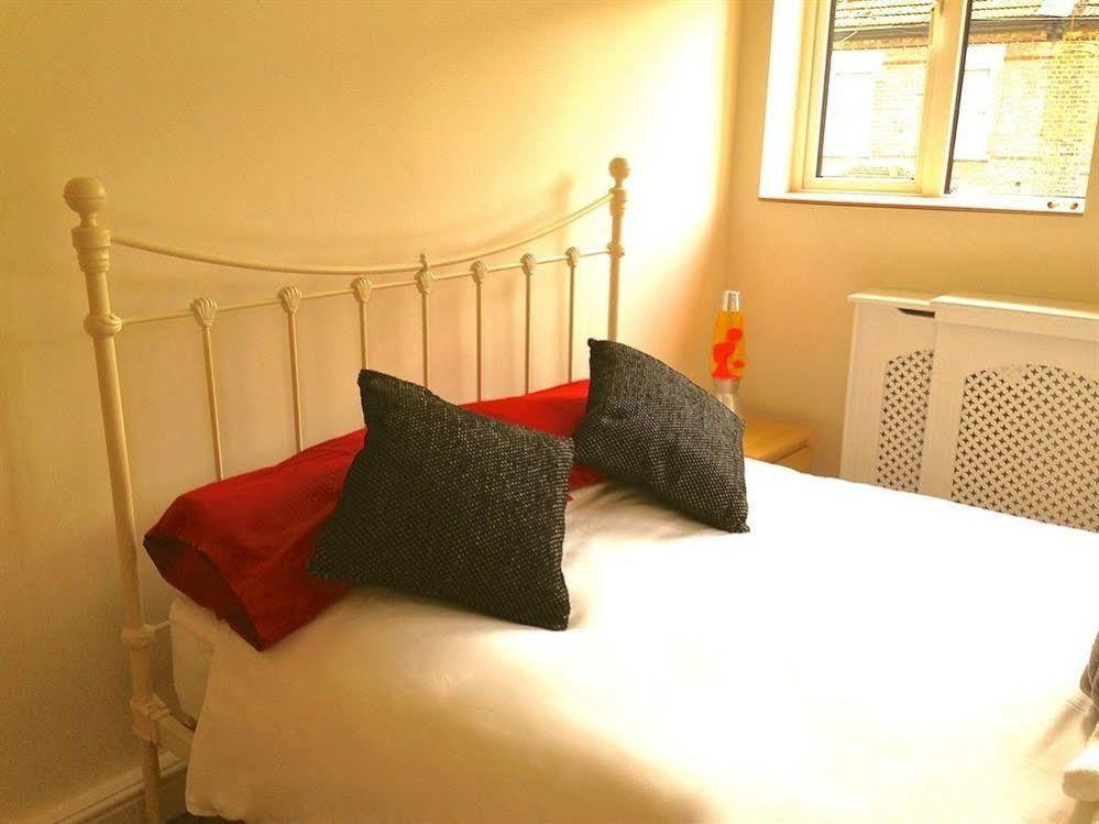 Balfern 2* London
