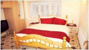 Homebells 3* London