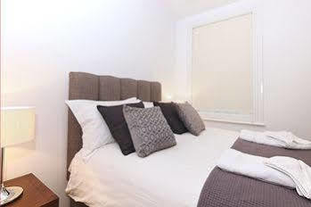 Emily Hotel London