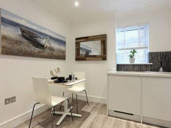 Linton London