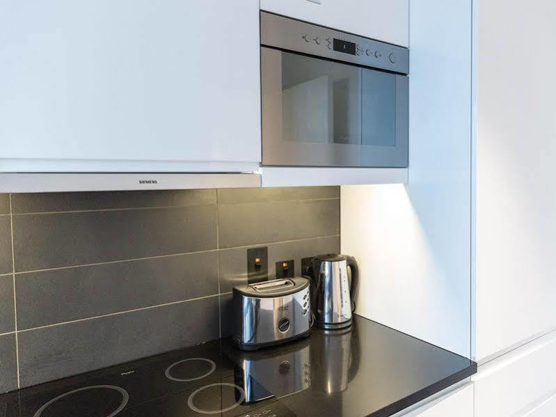 Apple Paddington Central Apartment London