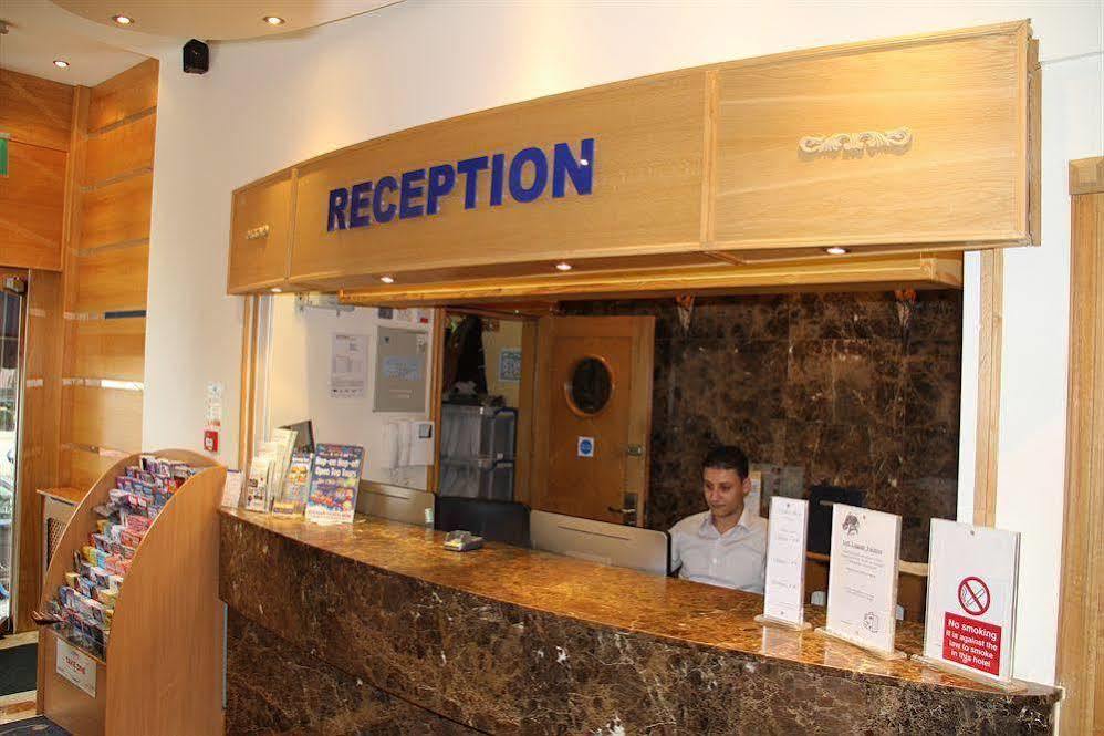 Oxford Earl's Court Hotel 3*