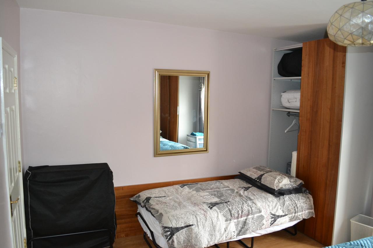 Holiday home 2 Bedroom House -ealing London