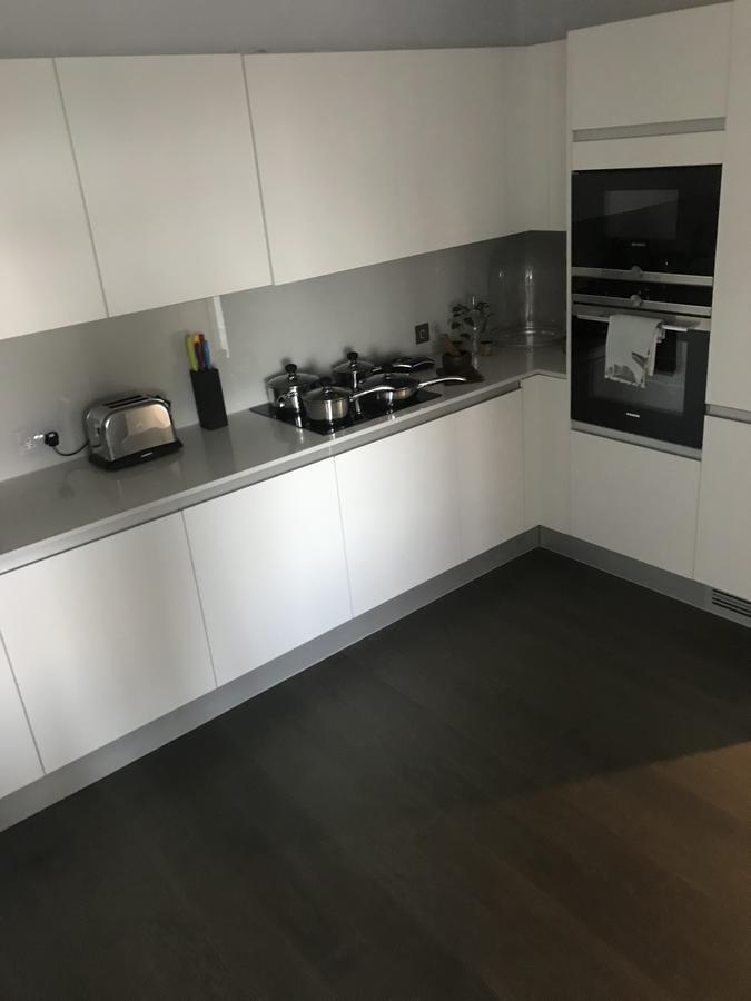 Charles Hope Kings Cross Apartment *
