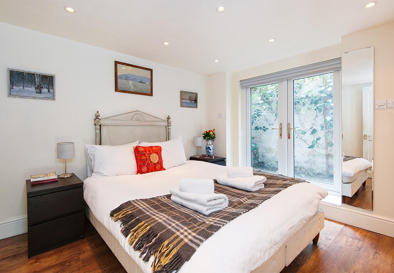 Pleasant Hackney By Victoria Park * London