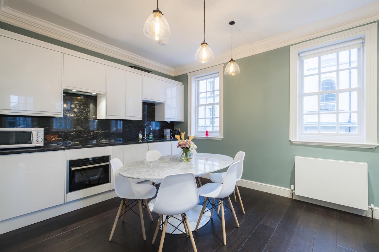 Elegant 2 Bed In Mayfair, Next To Hyde Park London