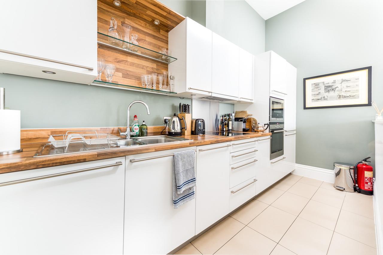 Luxury Battersea Park With Stunning Views Apartment *