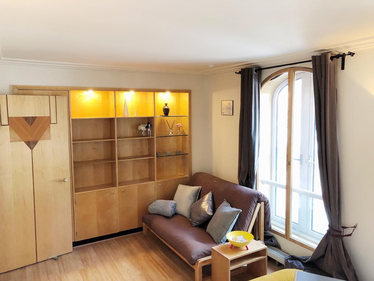 Meridian House *