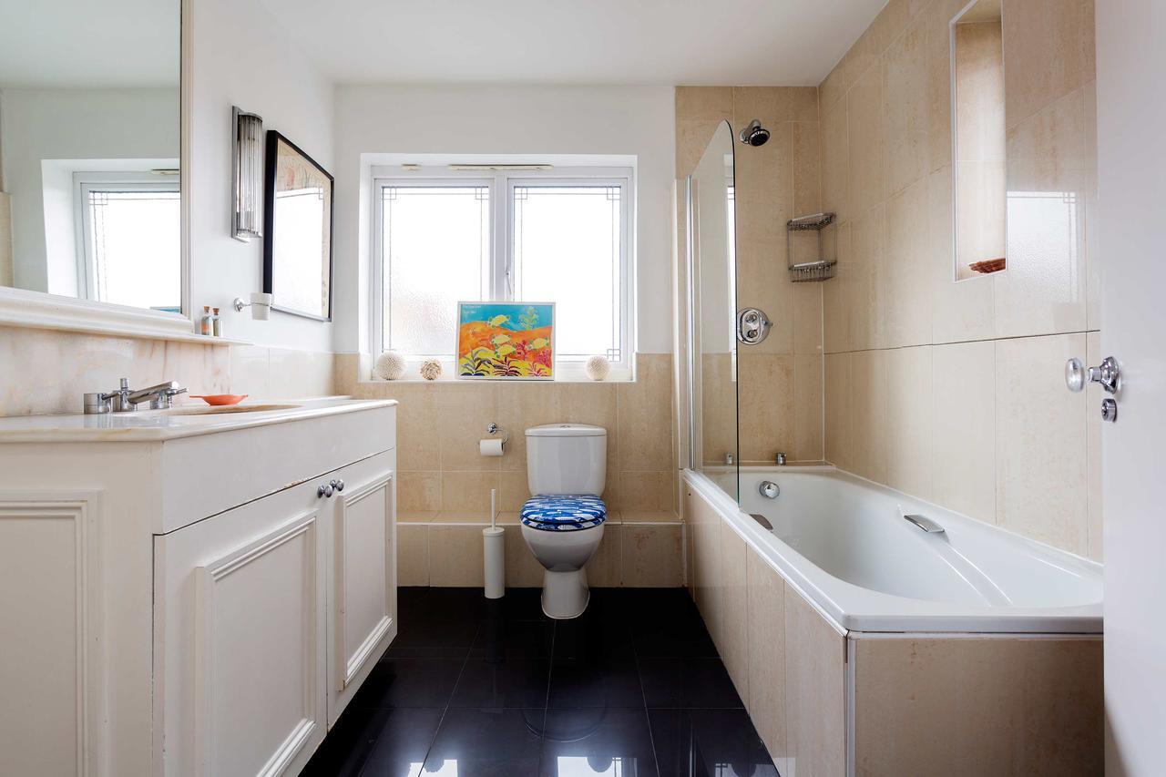 Veeve - Crouch End Family * London