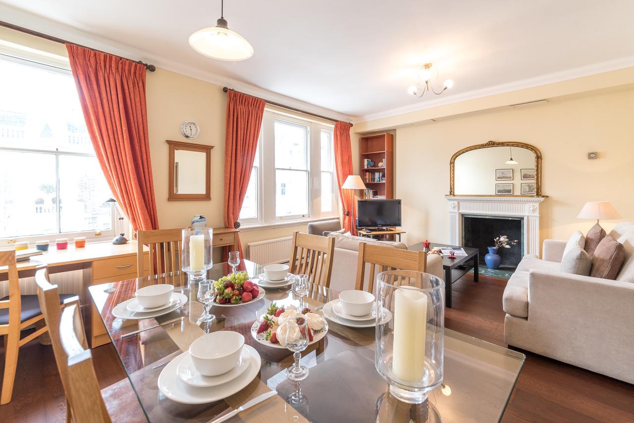 Westgate Terrace Apartment