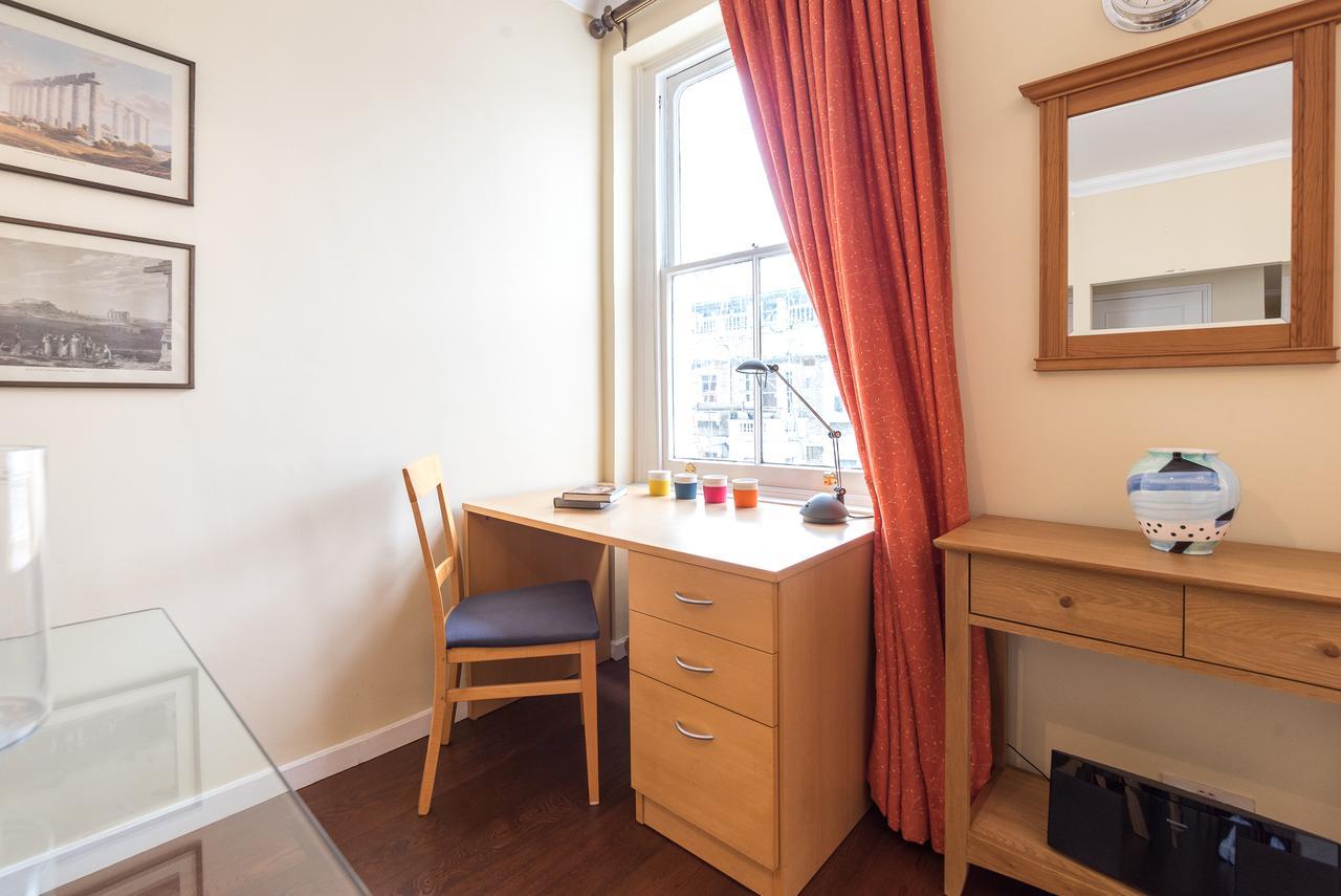Apartment Westgate Terrace London
