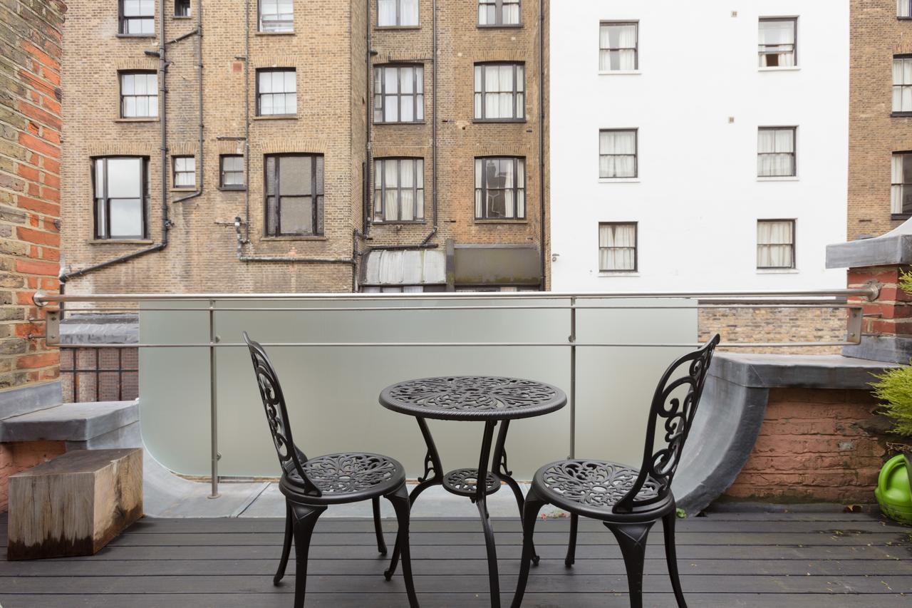 Stylish 3 Bedroom Mews South Kensington *