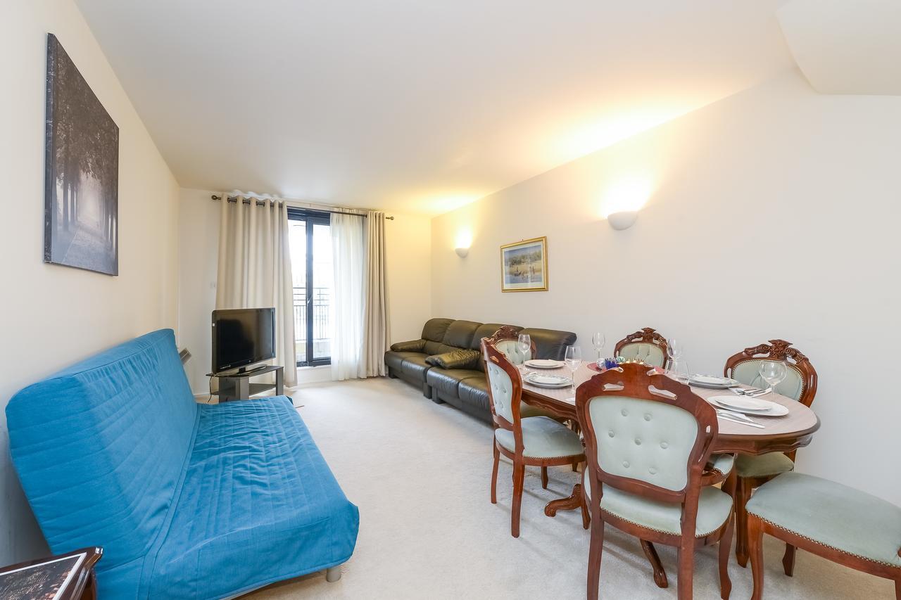 Apartment Point West 2 Bed Duplex London