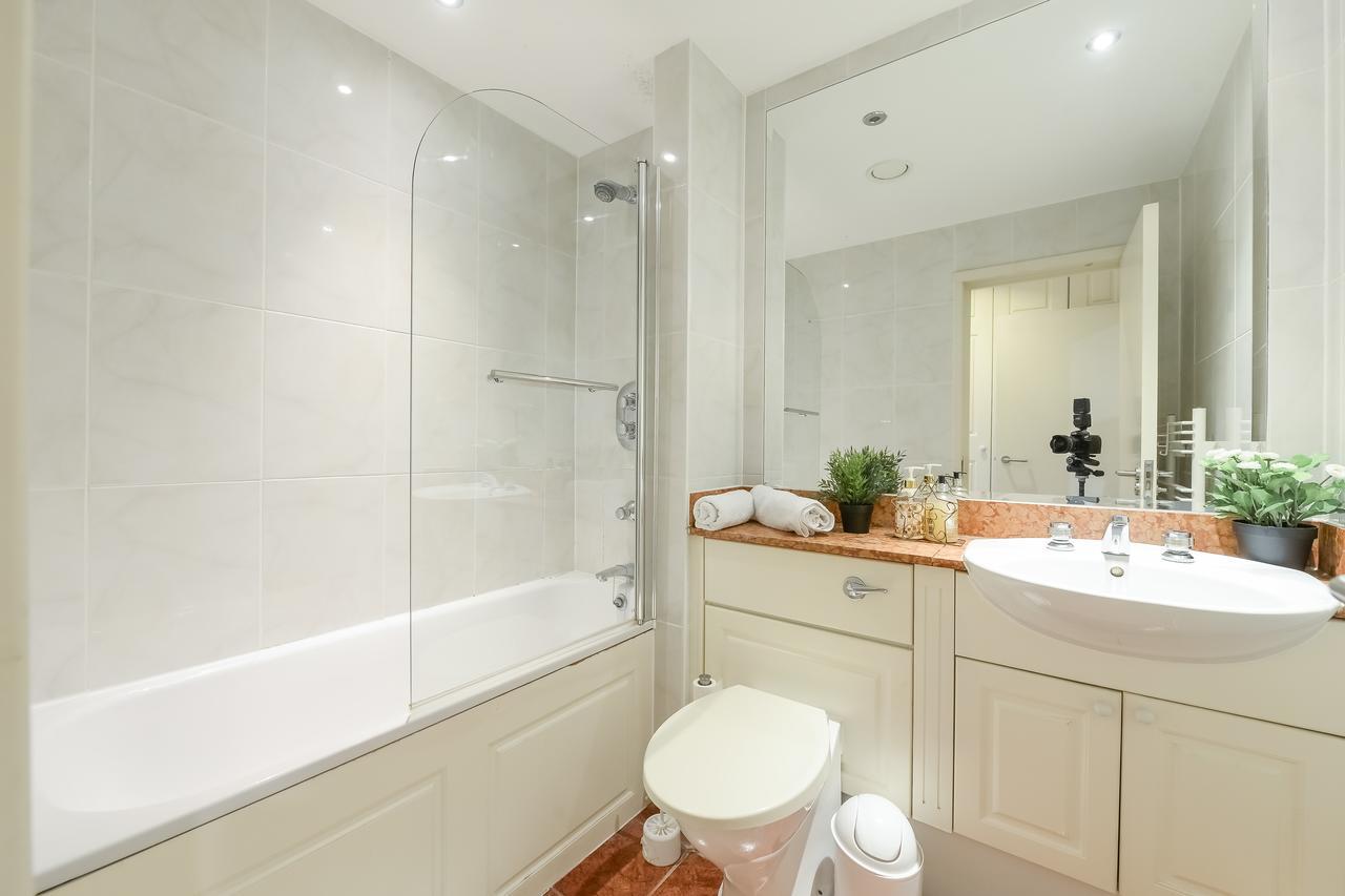 Point West 2 Bed Duplex London