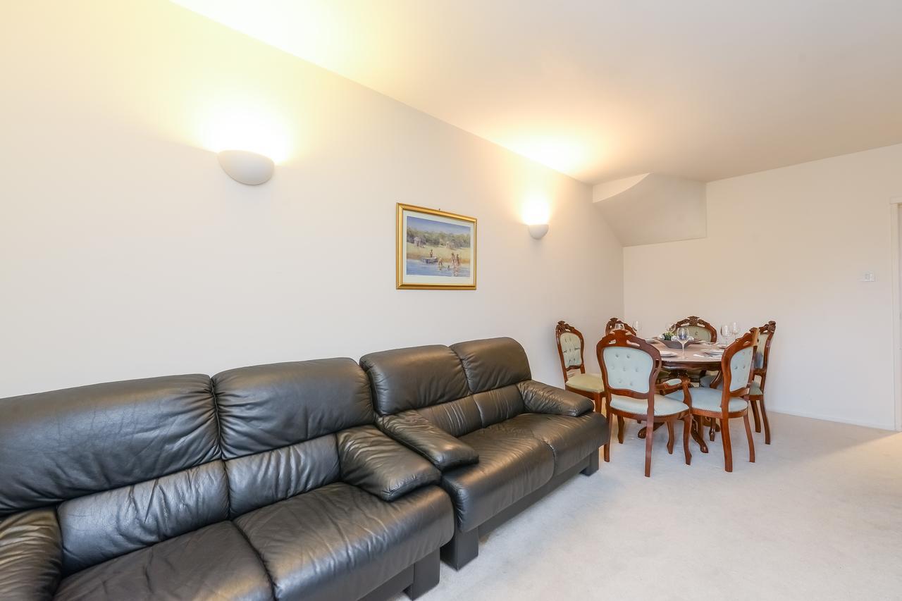 Point West 2 Bed Duplex