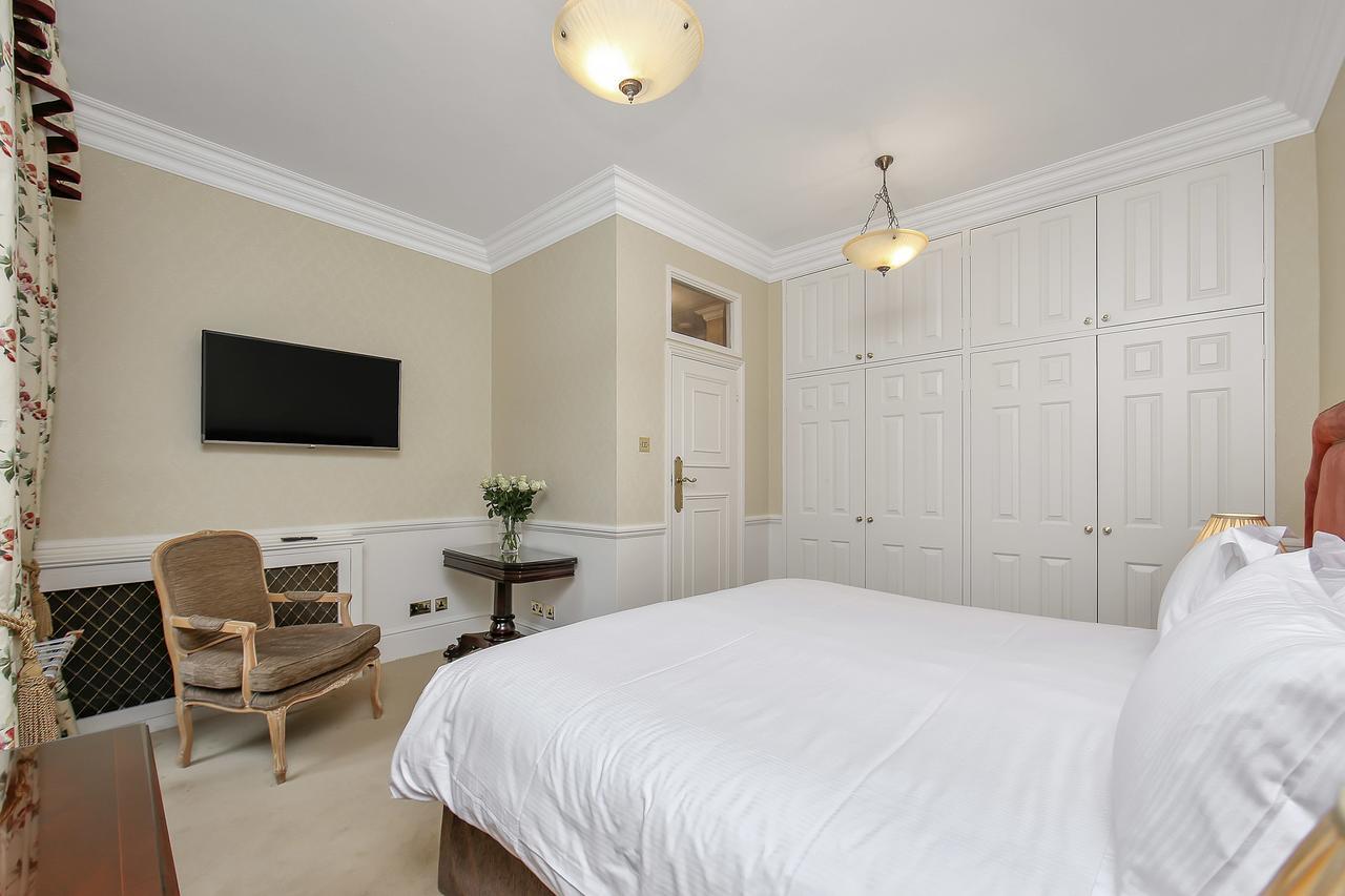 10 Curzon Street By Mansley London