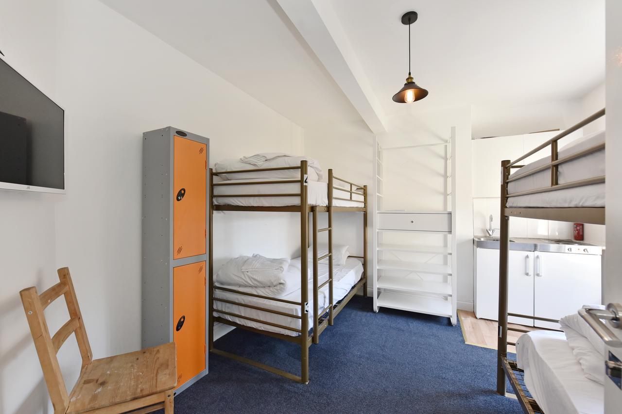 Gasthof Where To Sleep - Brixton High Street London