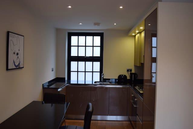 Kings Cross 3/apartment London
