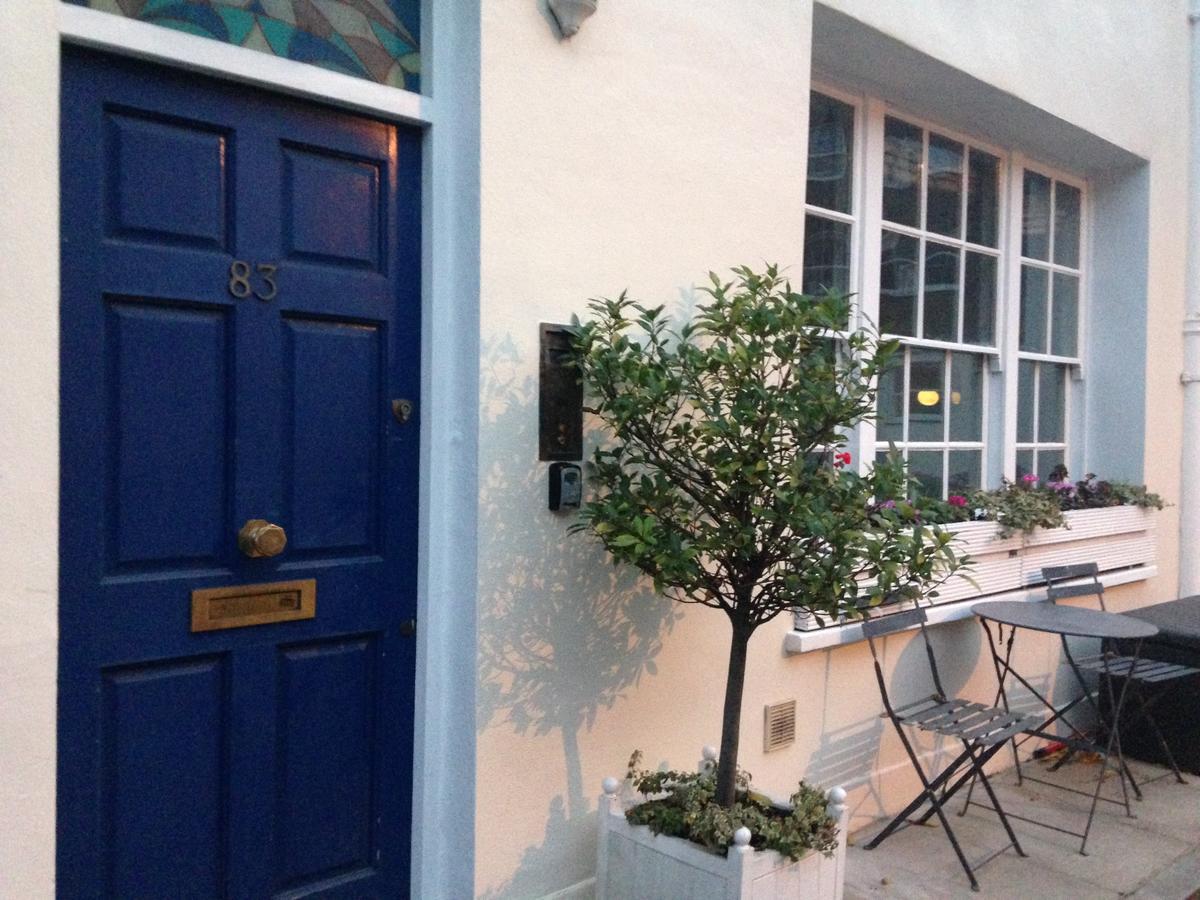 Apartment Stanhope Mews London