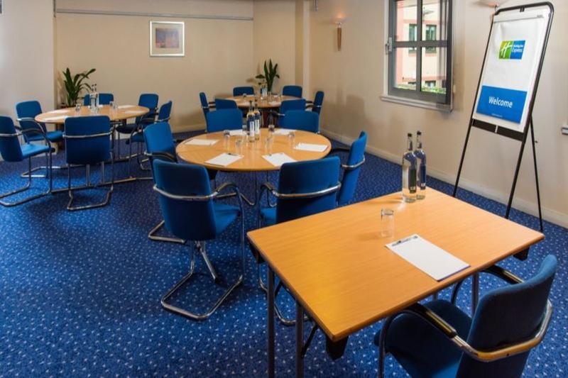 Express London-hammersmith By Ihg Hotel Londres