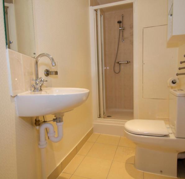 Hadleigh 3* London