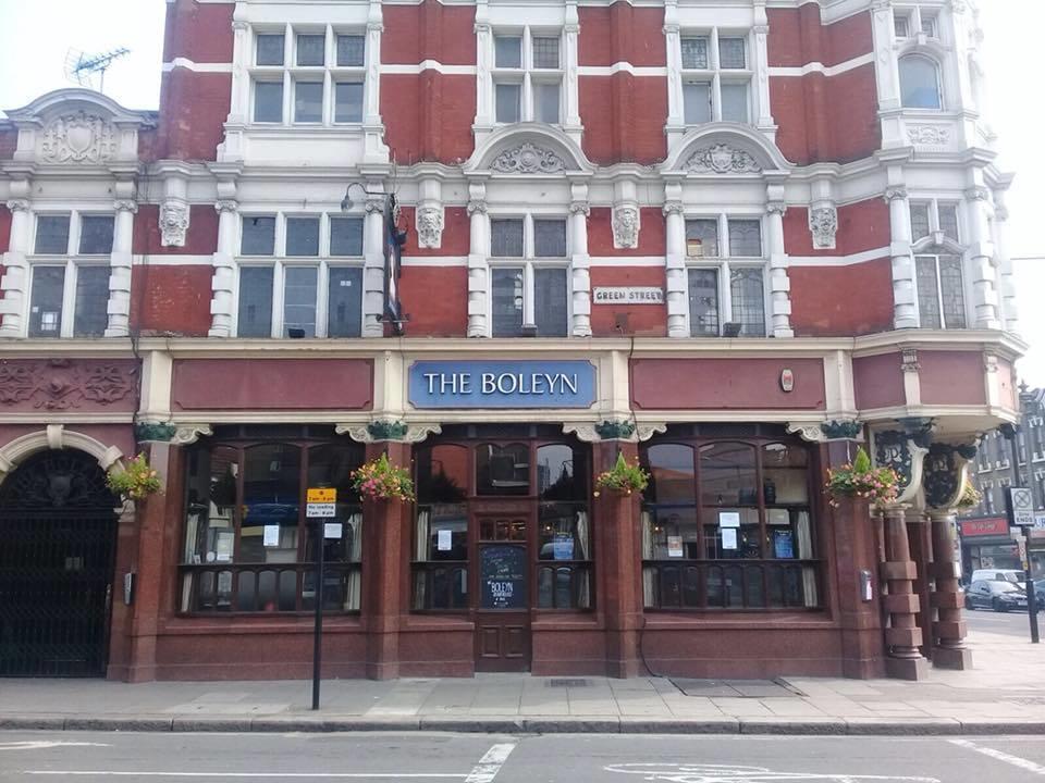Boleyn Bunkhouse And Bar London