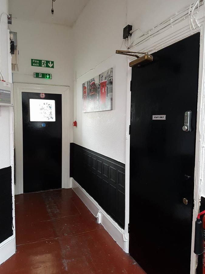Boleyn Bunkhouse And Bar