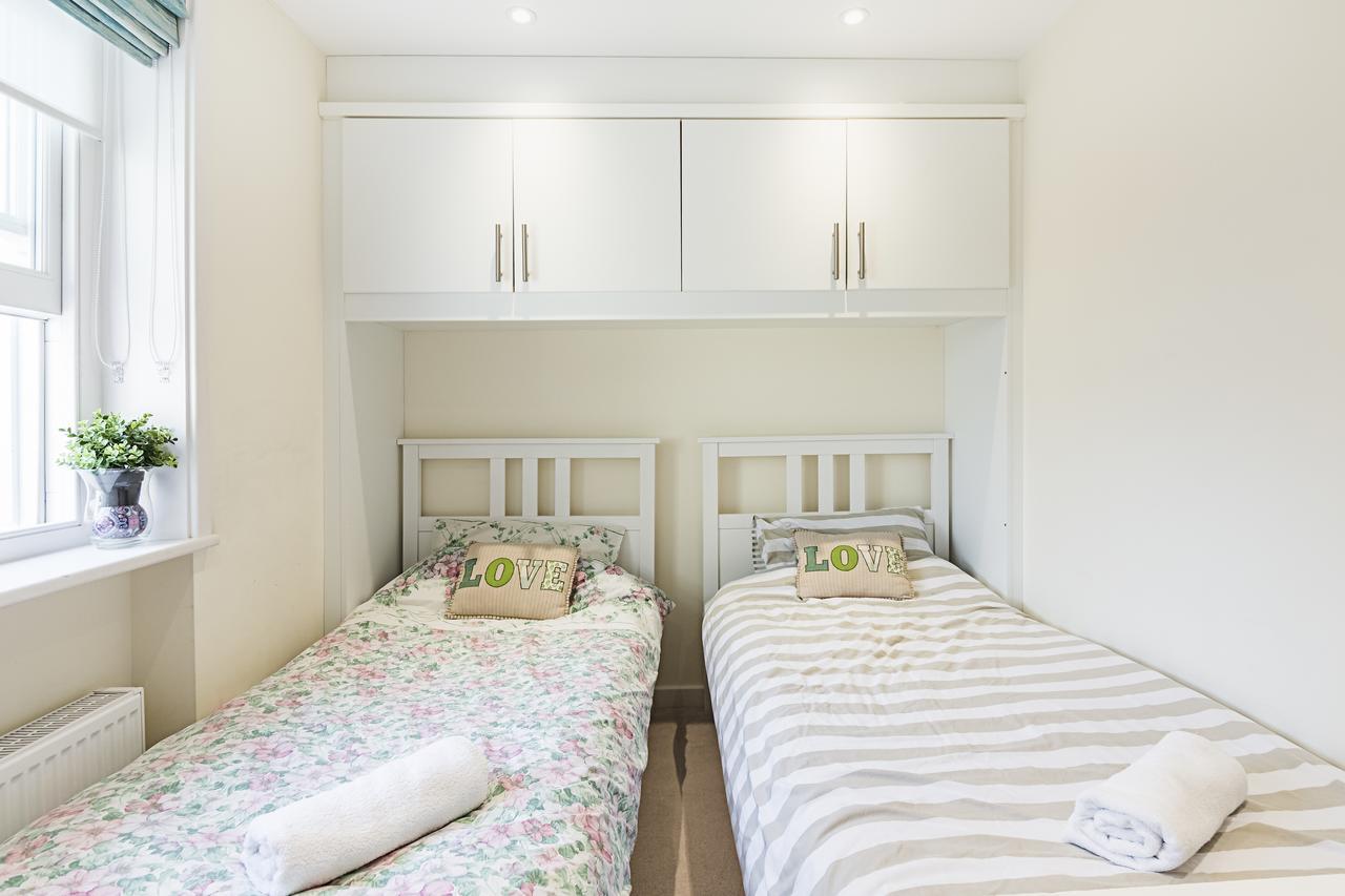 Fulham Broadway 2 Bedroom Apartment *