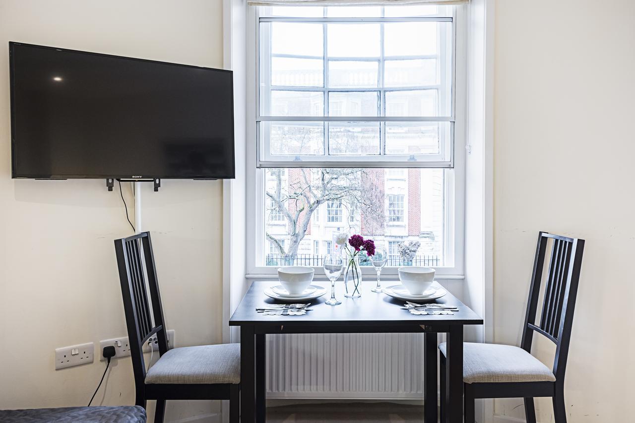 Fulham Broadway 2 Bedroom Apartment * London