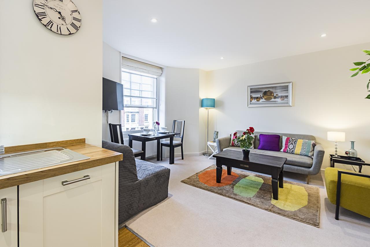 Fulham Broadway 2 Bedroom Apartment London