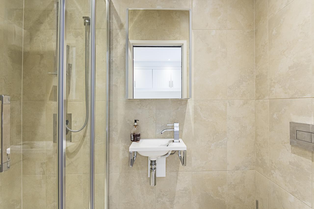 Apartment Fulham Broadway 2 Bedroom Apartment London