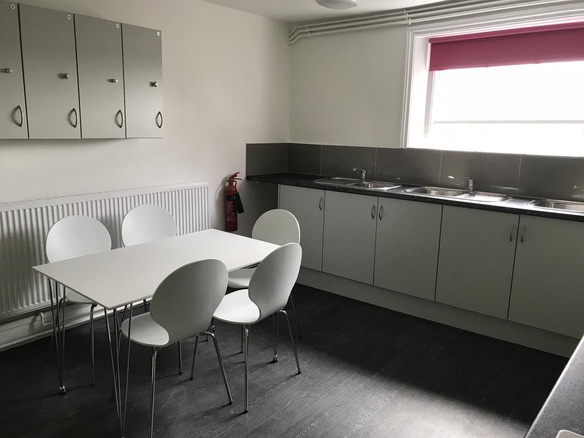 Leinster House Albergue