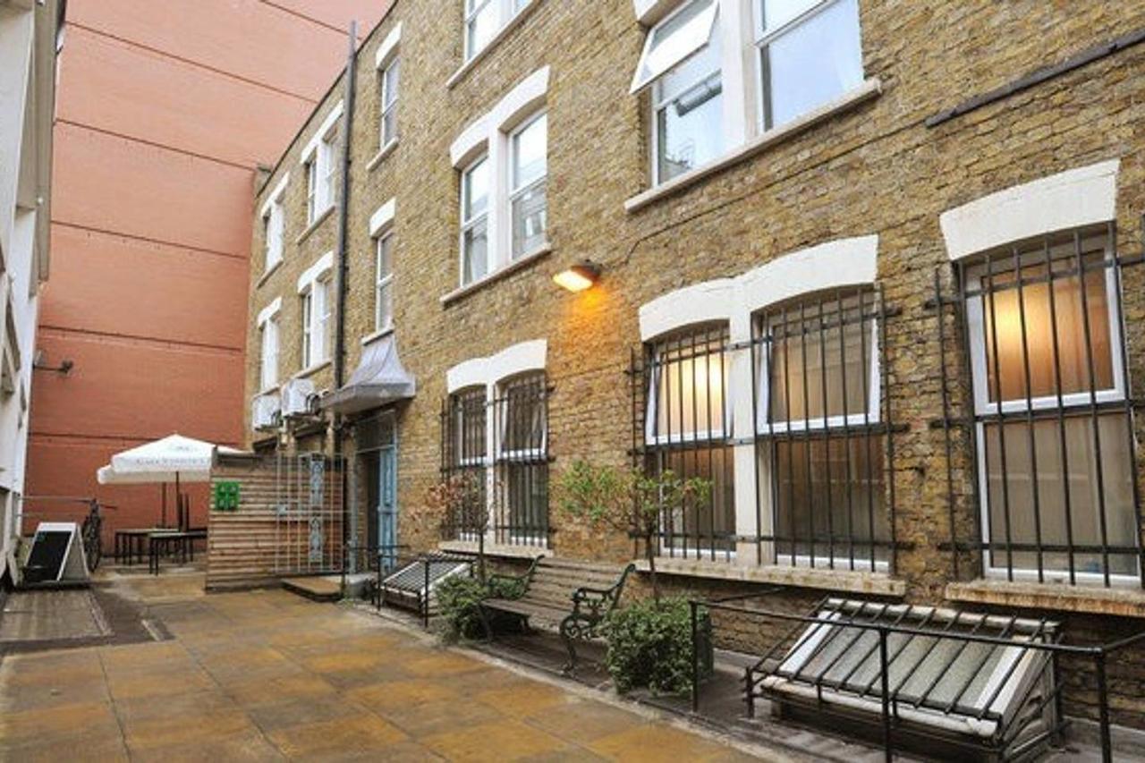 Glasshouse Yard London