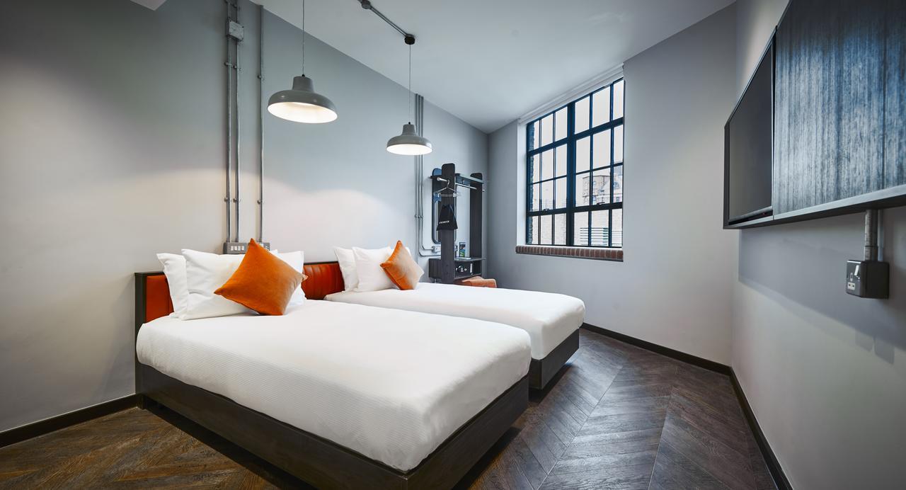 New Road 4* London