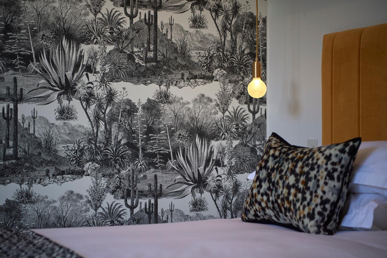 Hotel The - Putney