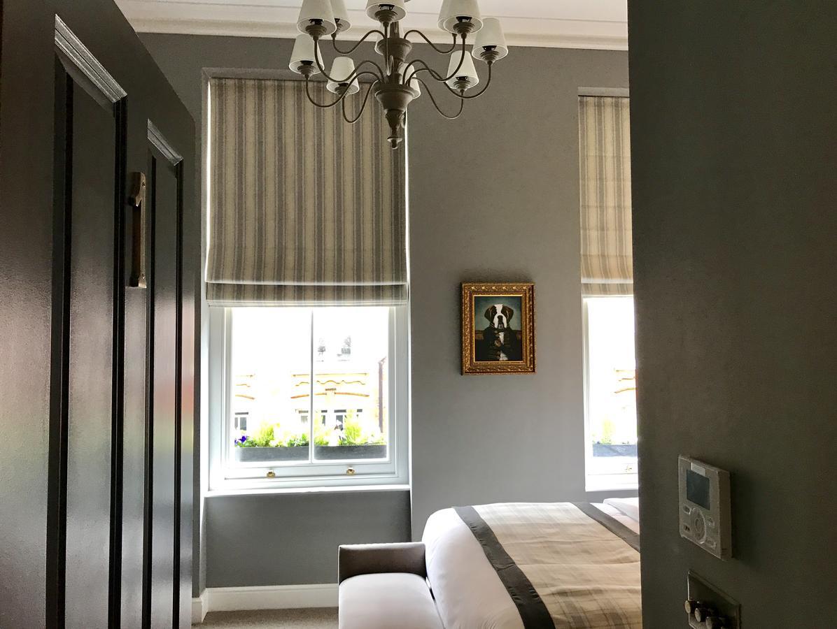 Guest house The Grafton Arms Pub & 4*